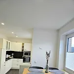 Apartment Ecocube - Balkon, 2zimmer, Waschmaschine, Gästewc, Backofen Lingen (Ems)