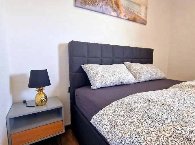 Ecocube - Balkon, 2zimmer, Waschmaschine, Gaestewc, Backofen